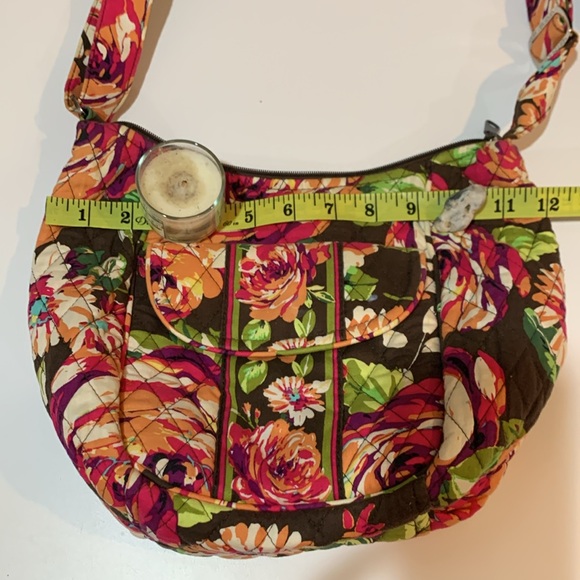 NEW -- Vera Bradley Floral Should Bag - Picture 11 of 12